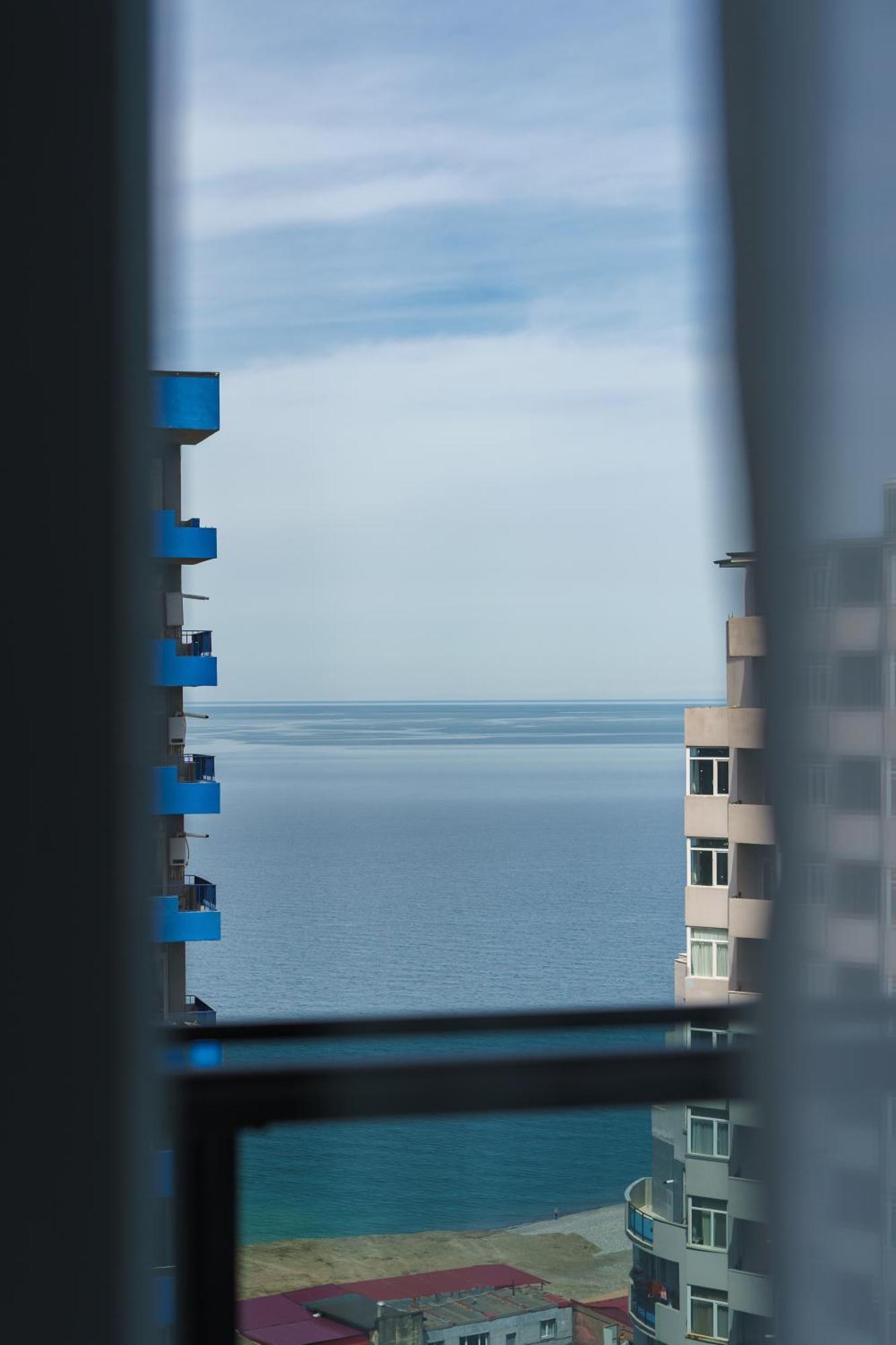 Horizon Batumi Aparthotel Extérieur photo