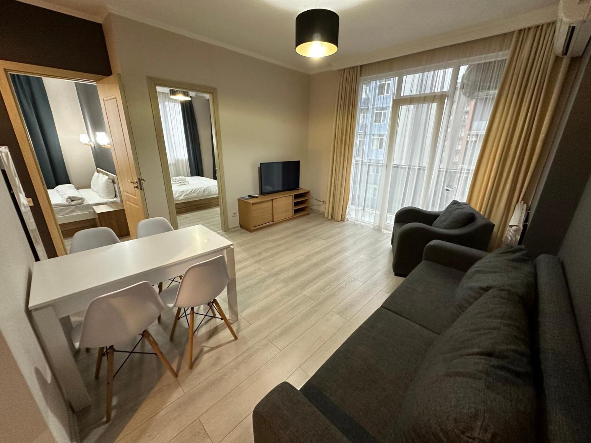 Horizon Batumi Aparthotel Extérieur photo