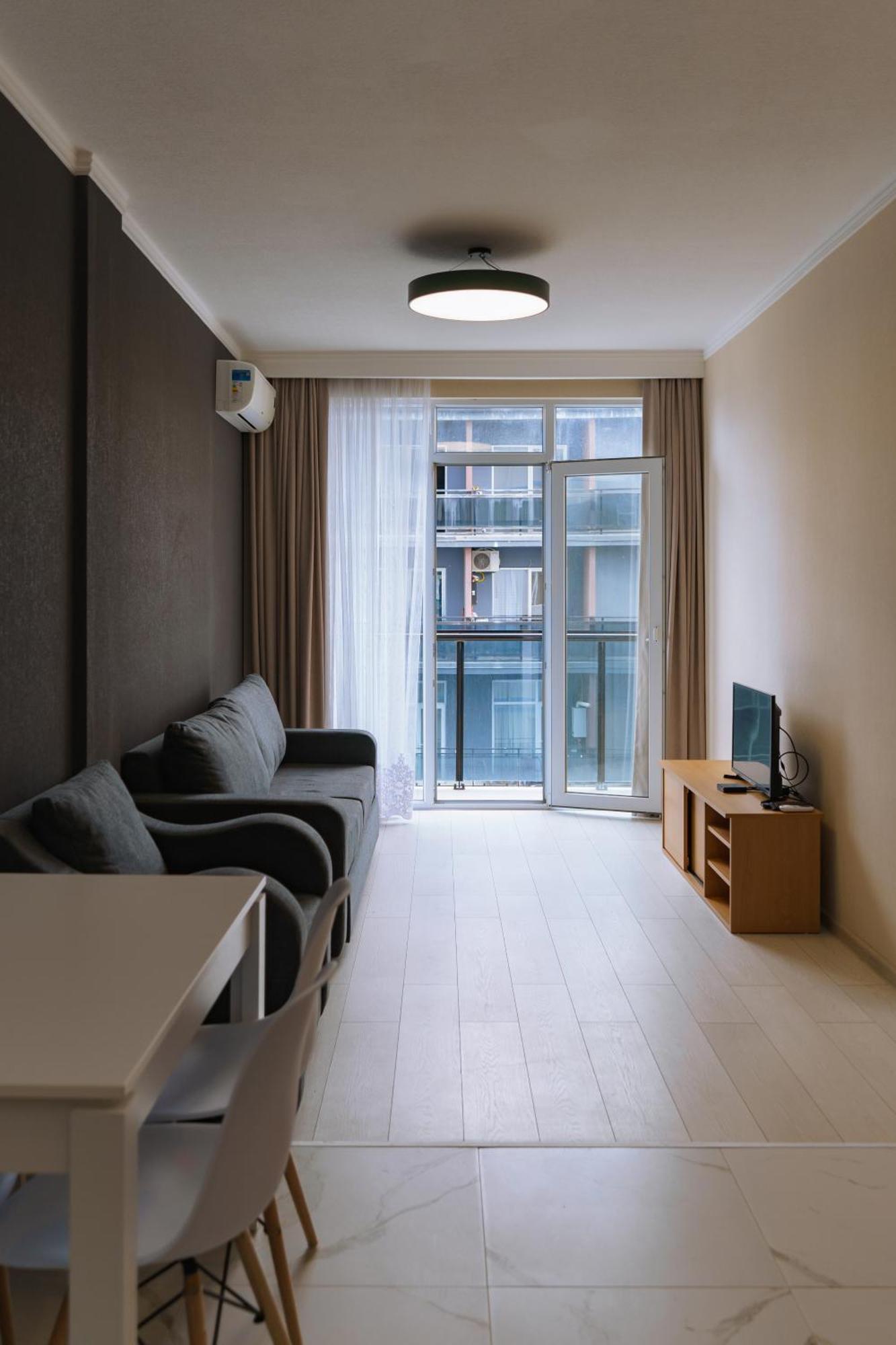 Horizon Batumi Aparthotel Extérieur photo